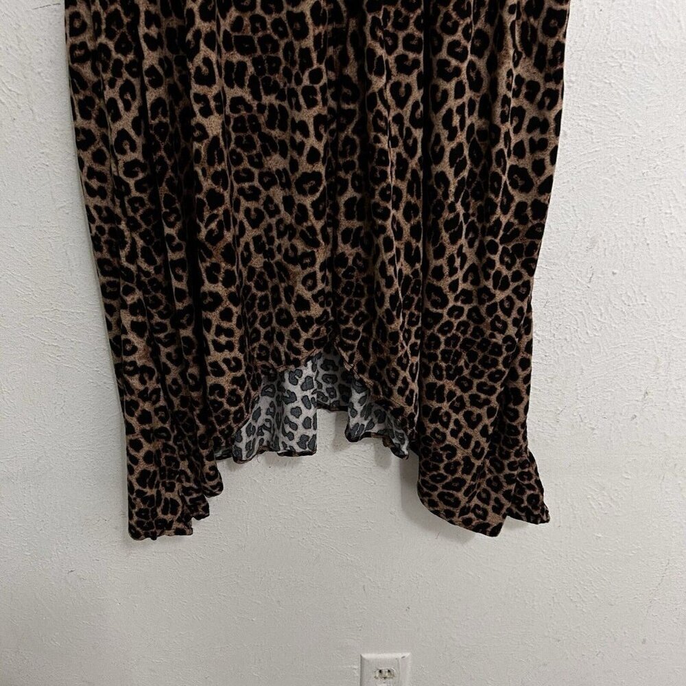 Torrid Leopard Print Button Front Sharkbite Asymm… - image 5